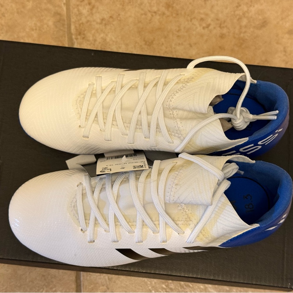 ADIDAS youth Nemeziz Messi 18.3 FG White and Blue Soccer Cleats - Picture 7 of 16